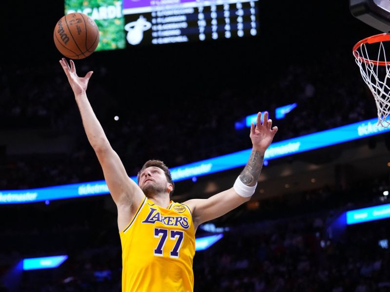 Kar so Dončiću naredili LeBron in ostali soigralci, o tej ekipi pove vse