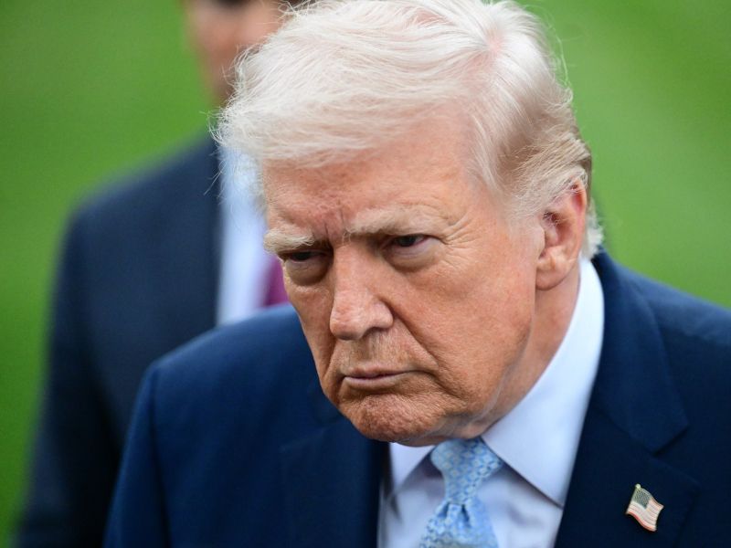 Po Trumpovih grožnjah se je oglasil sin odstavljenega iranskega šaha