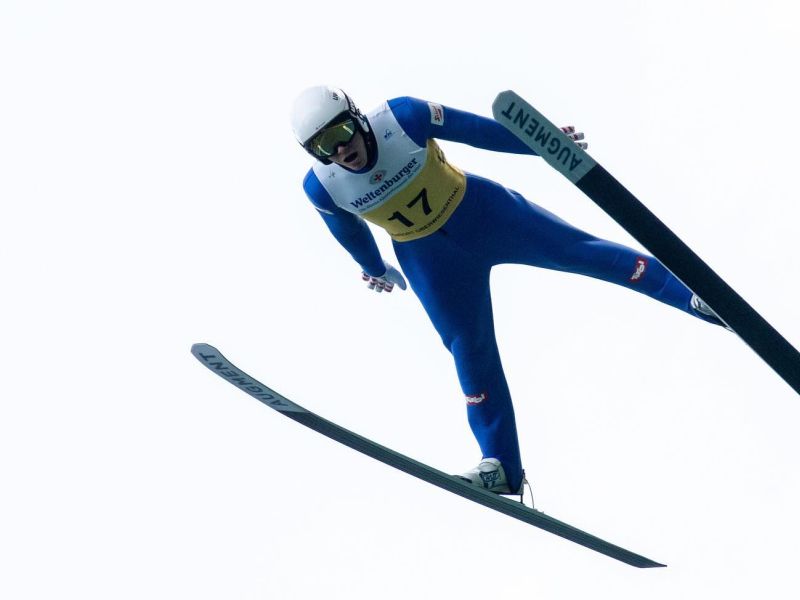 Iz smučarskih skokov v nogomet. Čudna menjava športov