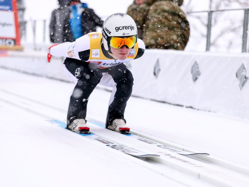 Slovenca spredaj, Avstrijec poškodovan: Dramatičen četrtek v Planici