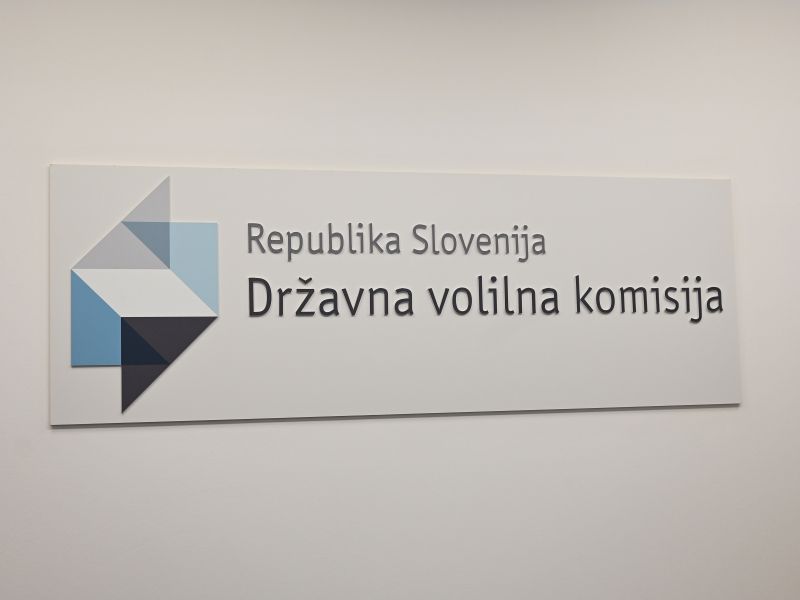 DVK po Janševih očitkih: "Ne nameravamo se vključevati v politične polemike"