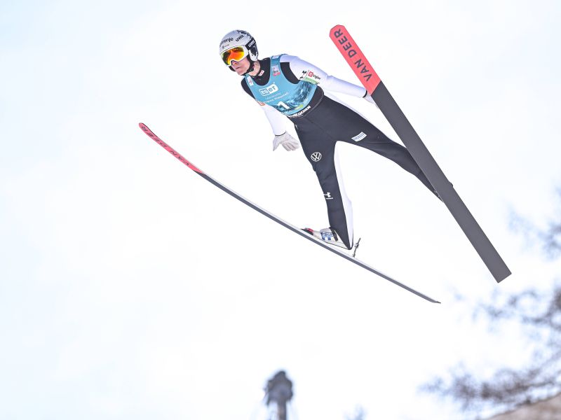 Slovenec v Planici postavil rekord, a sledil hladen tuš - bizarna situacija