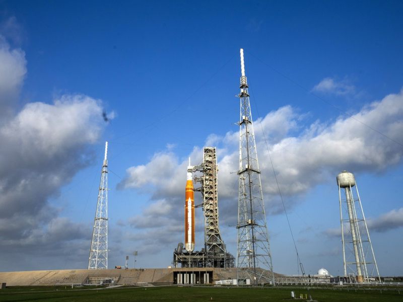 Po več kot 50 letih znova proti Luni: Vse o misiji Artemis II