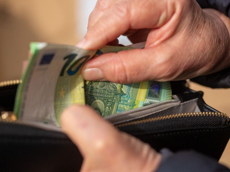 Toliko po novem znaša najnižja pokojninska osnova