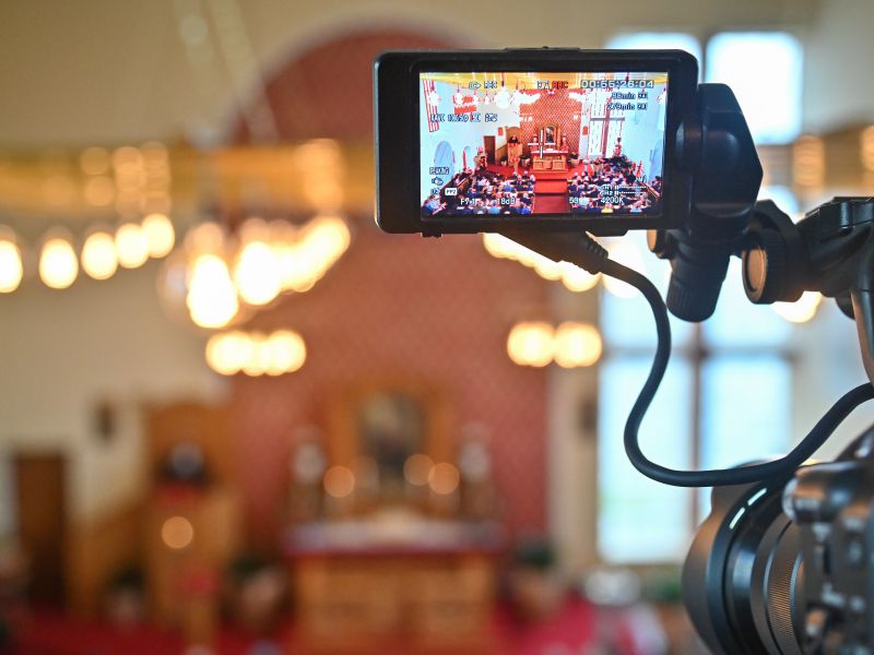 Največji krščanski praznik združuje vernike po vsem svetu