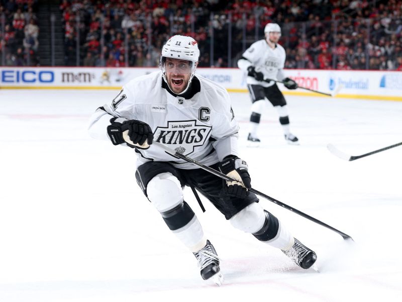 Res čudna tekma za Kopitarja in druščino - trener začuden po dogajanju