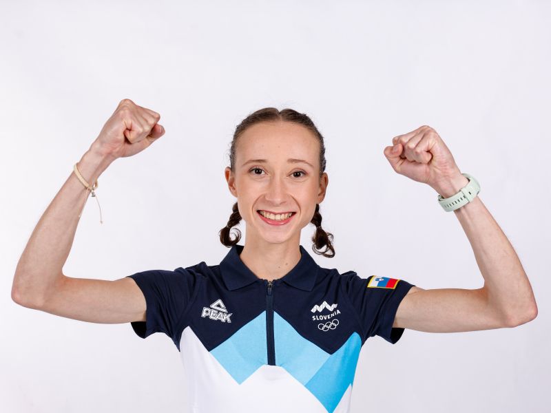 Nika Prevc - milo rečeno svinjarija, kar počnejo z smučarskimi skakalkami