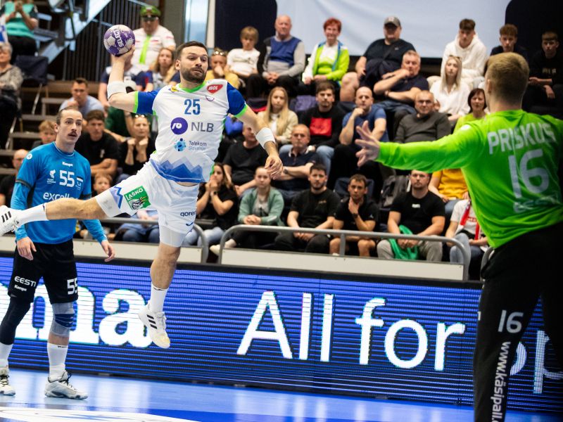 Alarm pri prvoligaših – prvi mož na izhodnih vratih, pred vrati pa izpad?