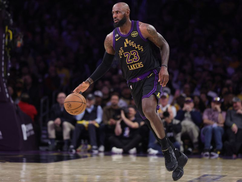 Tudi LeBron James poškodovan: Lakersi ostali še brez enega superzvezdnika