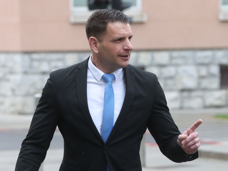 Resnica odločila, koga bo podprla za premierja