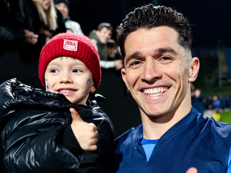 Nieto in sin Jon ukradla šov, noro dogajanje v celjski slačilnici (video)