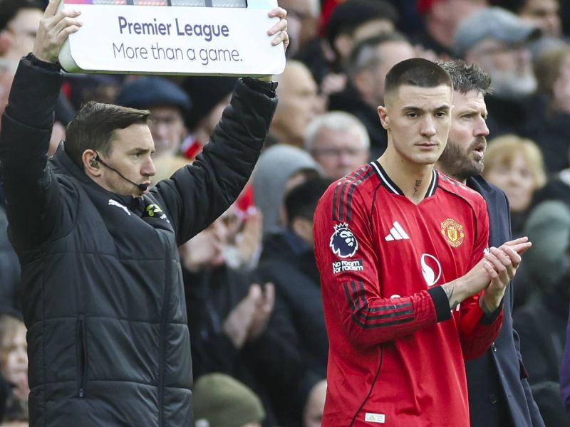 Šeško mora na klop. In to je v resnici poklon Slovencu. Legenda pravi, da …