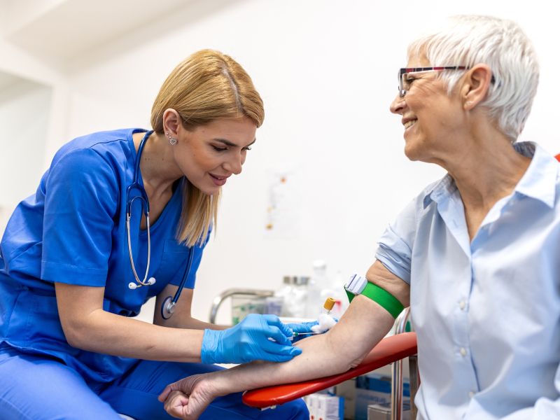 Pogosto stanje pri starejših skoraj podvoji tveganje za...