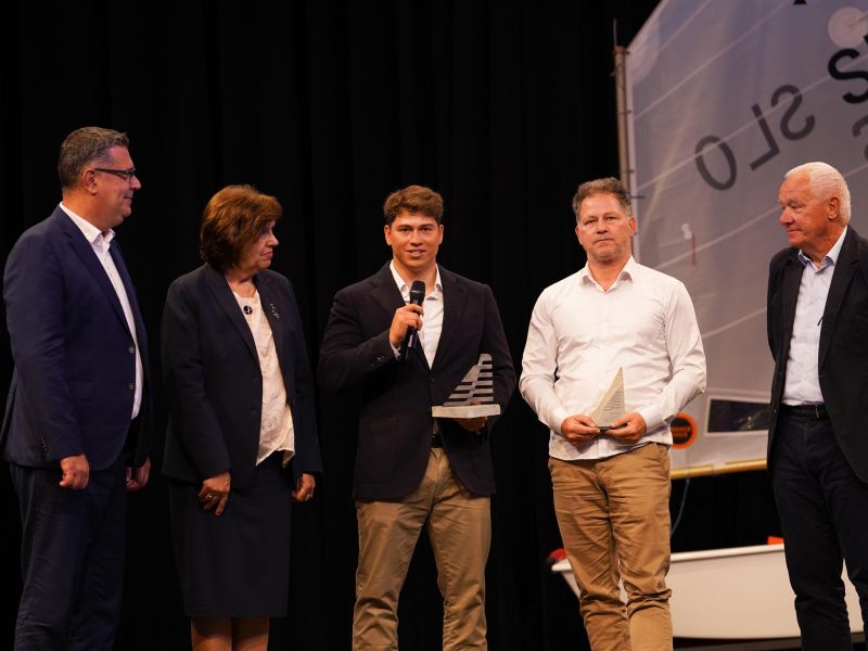 Nacionalka prenaša smučarske tekme na katerih ni Slovenca. Nas nihče