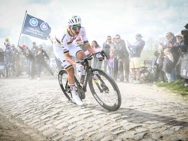 Dokaz za konec Pogačarjeve prevlade? Objava Špancev daje misliti, vroče bo