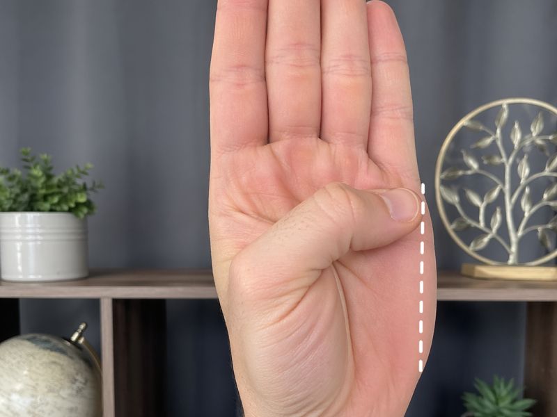 Viralni test palca: Kardiologi pojasnjujejo, kaj v resnici pomeni