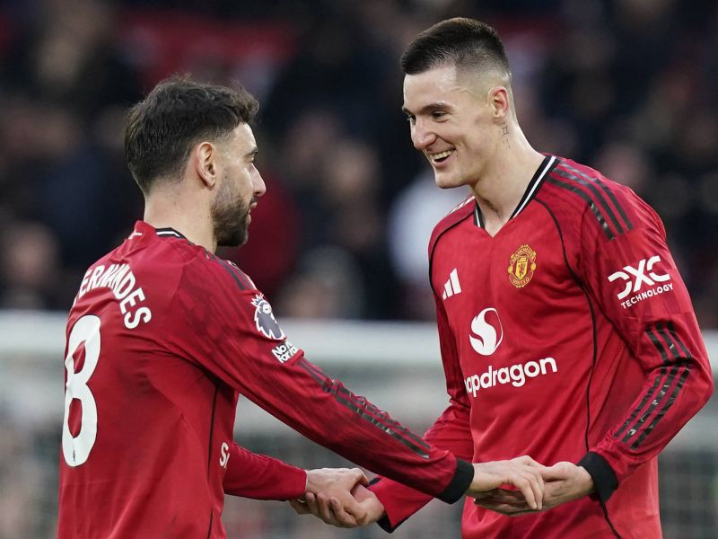 Kar je Šeško naredil za svojega kapetana, odmeva in navdušuje