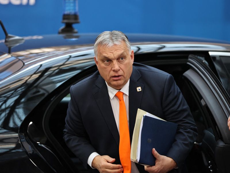 Orban napoveduje upor, Magyar se s padlim mafijskim šefom ne bo ukvarjal