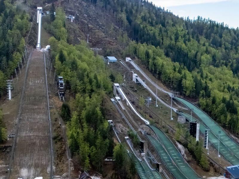 Prevc v Planici dobil nekaj norega, tudi Domen temu ni mogel verjeti
