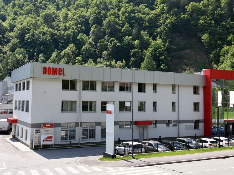 Slovenska podjetja, v katerih si delavci lastijo vsaj 25-odstotni delež