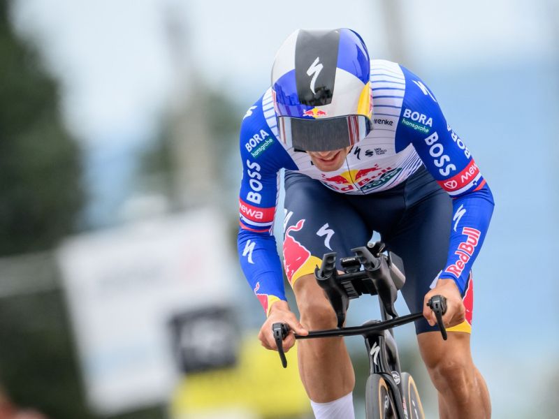 Pogačar proti Rogliču - tako se je končala zanimiva prva etapa