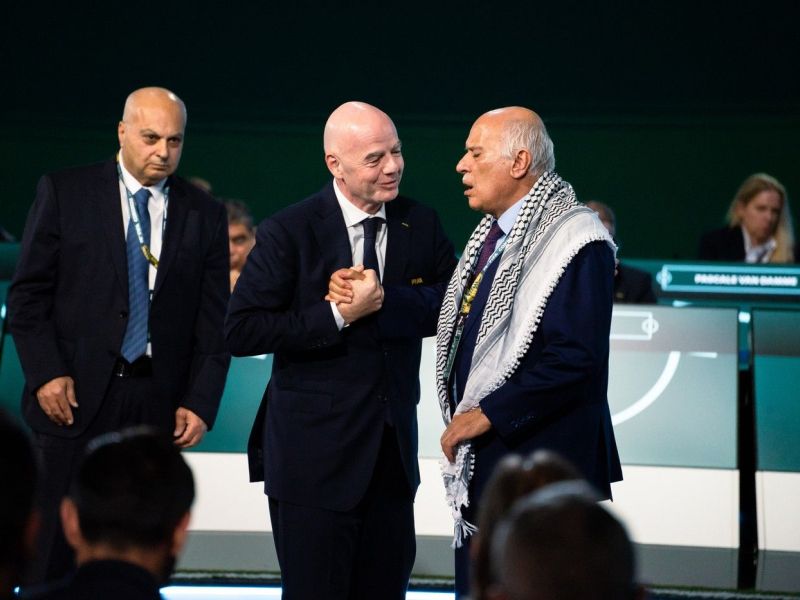 Infantino želel palestinsko-izraelsko rokovanje. Vsem je bilo nerodno ...