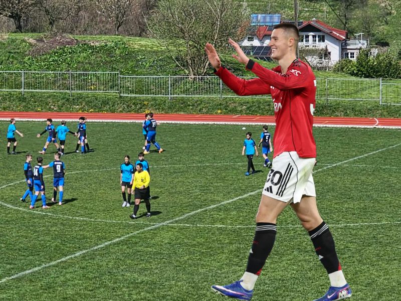 Šeško sijajno presenetil svoj domači klub: tale pošiljka, tole sporočilo