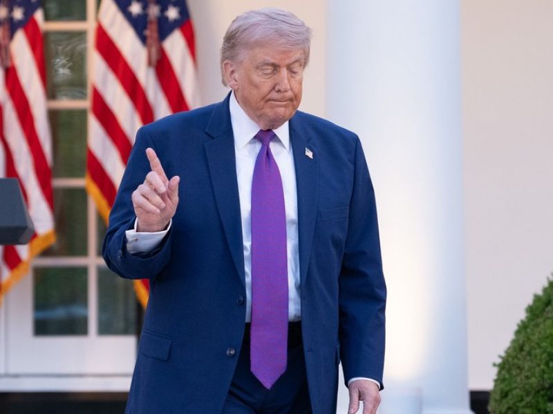 Trump objavil slogan "bilo je zatišje pred nevihto". Kaj pripravlja?