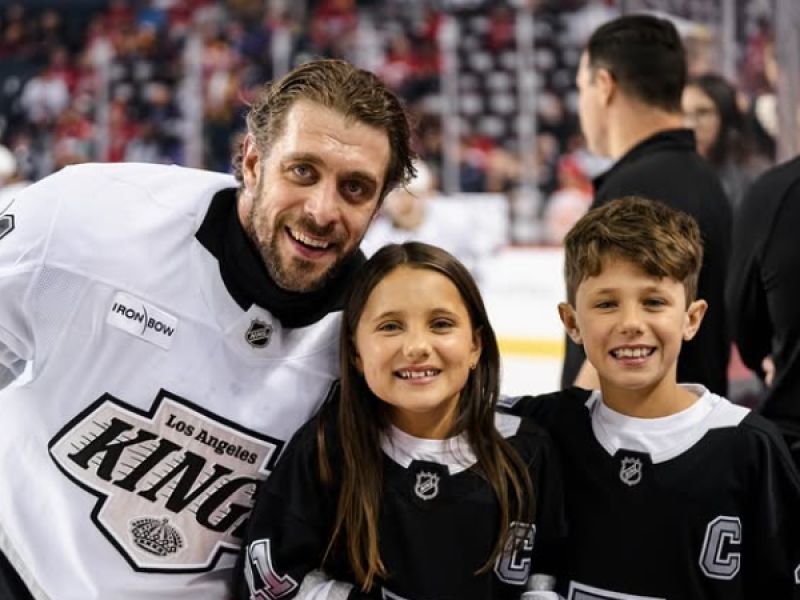 Kopitar v pokoju, hčerka Neža pa šampionka kot on! V ZDA blesti kot nihče