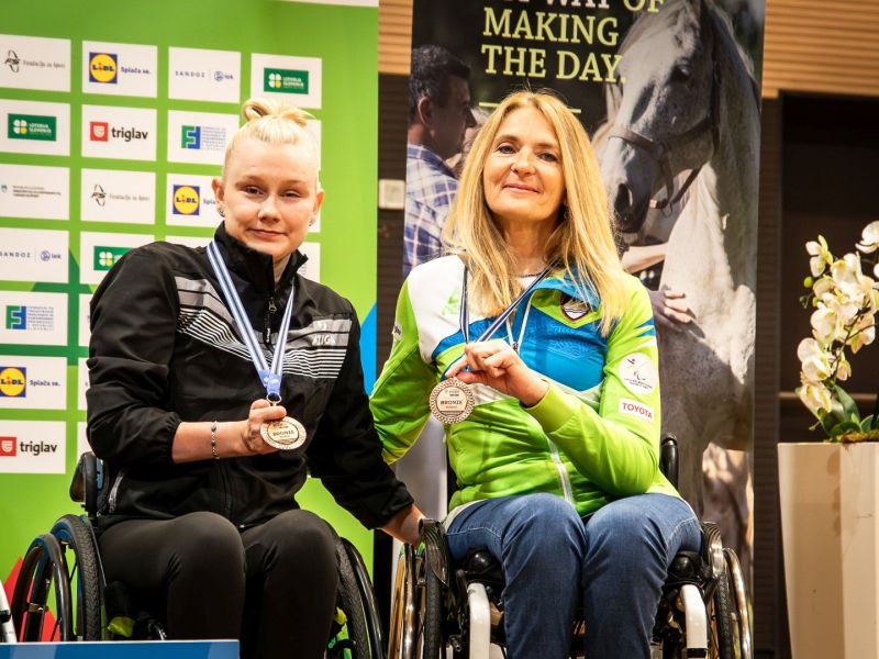 Dolinarjeva še drugič do brona
