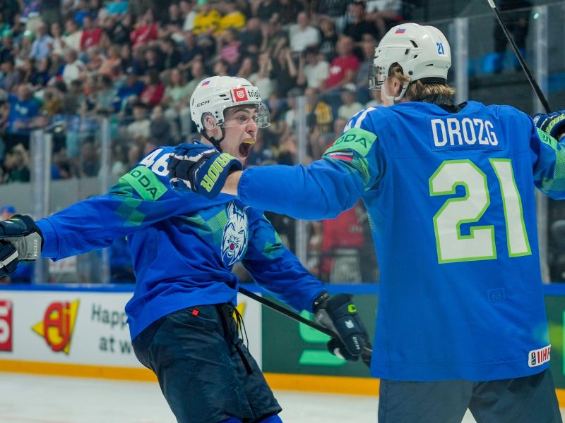 Slovenija! Naj odmeva do neba! Velik uspeh slovenskih hokejistov v Švici
