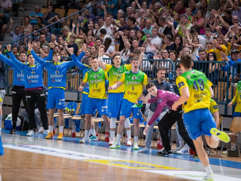 Slovan na kolenih, Celje na prestolu – Slovenija ima novega vladarja