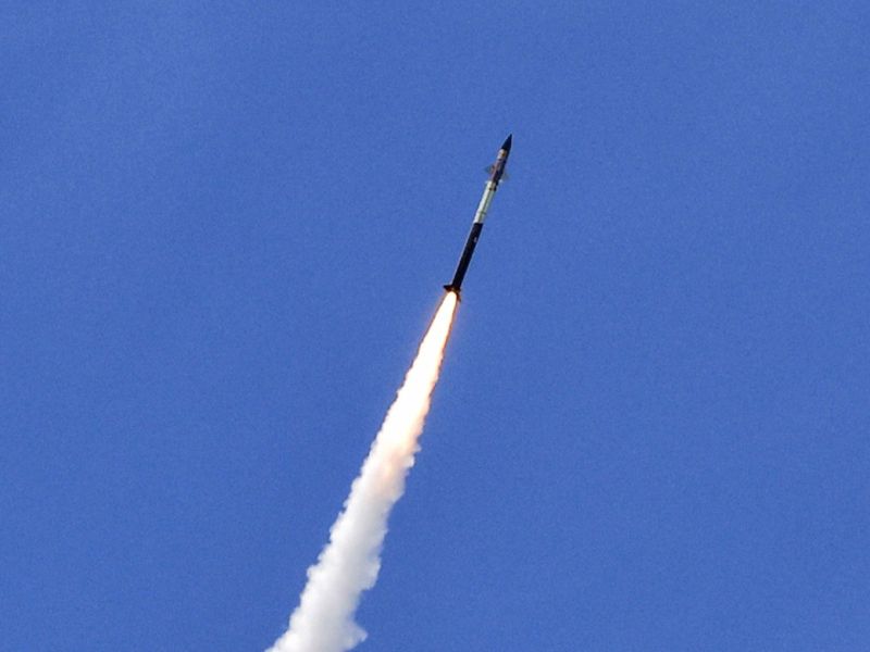 Iran in Izrael za zdaj prekinila spopade, novih ne izključujeta