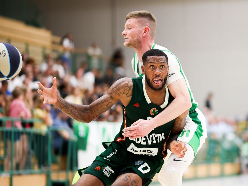 Olimpija brez trenerja do rutinske lovorike - prevelike težave za Krko