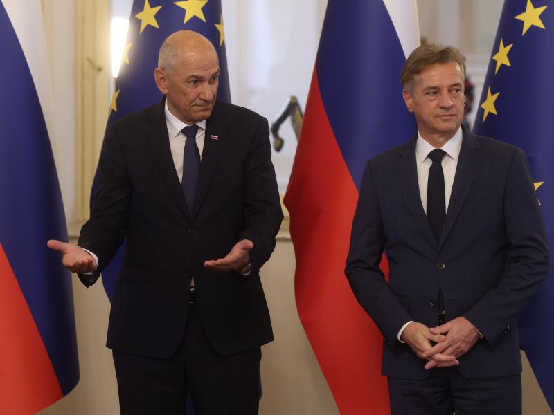 Janša bi podprl predlog Svobode za spremembe pri dohodnini