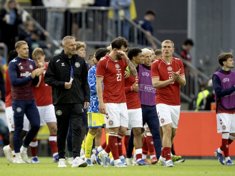Eriksen s sporočilom soigralcem, po drami v Ukrajini Danci r