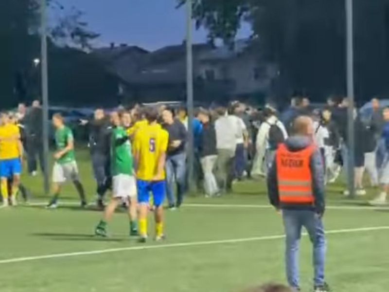 Po pretepu (tudi staršev) po tekmi U-17 o kaznih - policija zbira obvestila