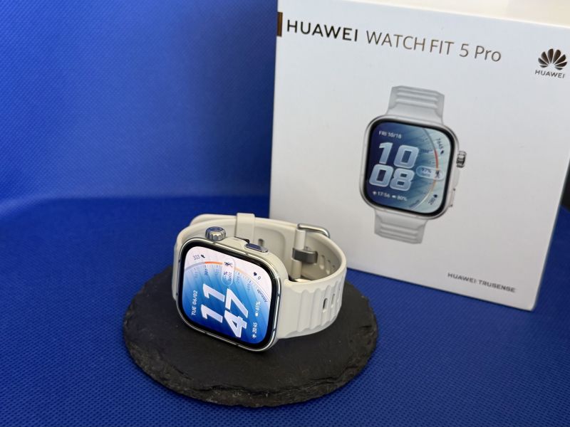 Huawei Watch Fit 5 Pro: športna ura, ki ponuja kar obljublja