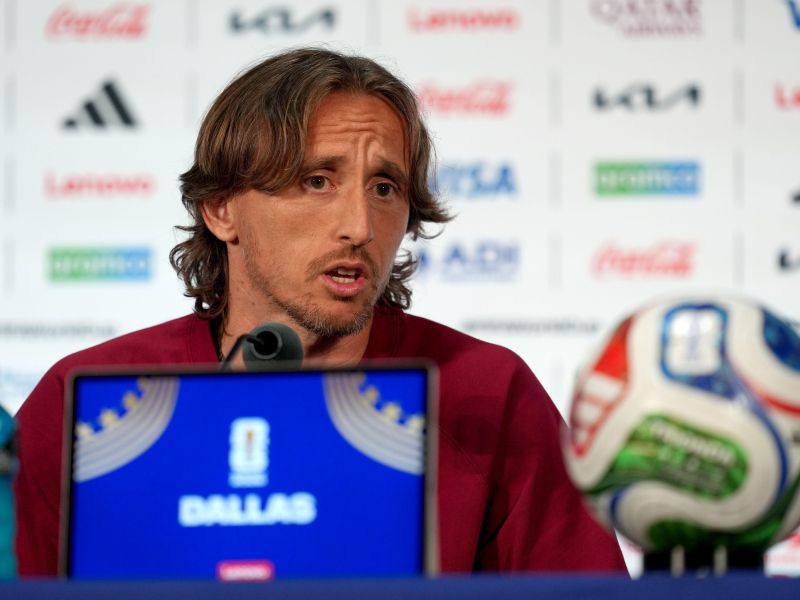 Modrić pod hudim nadzorom, Angleži javno priznali nekaj velikega