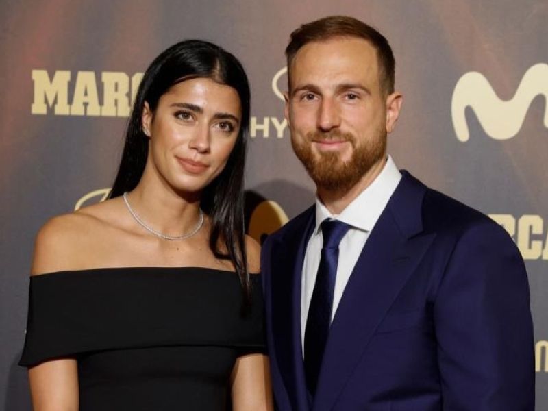 Jan Oblak in Olga Danilović v devetih nebesih – pričakujeta otroka