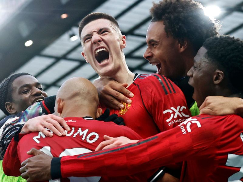 Šeško k Barci ali k Atleticu? United je obema poslal zelo jasno sporočilo