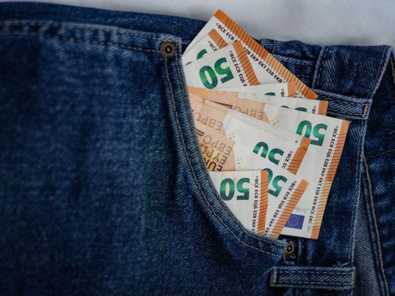 Regionalne razlike v razpoložljivem dohodku: kje je bil lani najvišji?