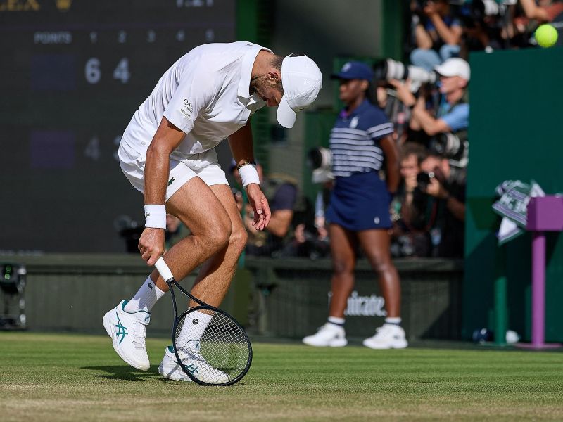Konec za Đokovića v Wimbledonu, Sinner se mu je takole poklonil