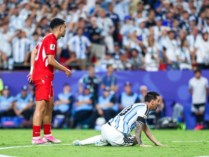 Messi in druščina so dolgo viseli, ta napaka je Švico drago stala