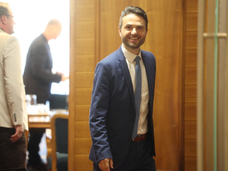 Odbor Evropskega parlamenta ni podprl odvzema imunitete Toninu