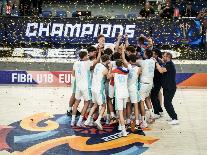 Levica o 'Titovih pionirjih' slovenske košarke: to sporoča ob zlati kolajni