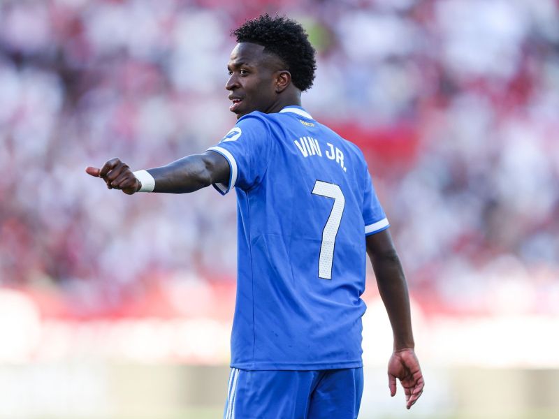 Vinicius šokiral z nenavadno potezo, navijači Reala in Arsenala so na nogah