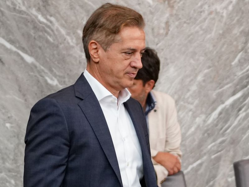 KPK ugotovila nasprotje interesov, Golob napoveduje pravni boj