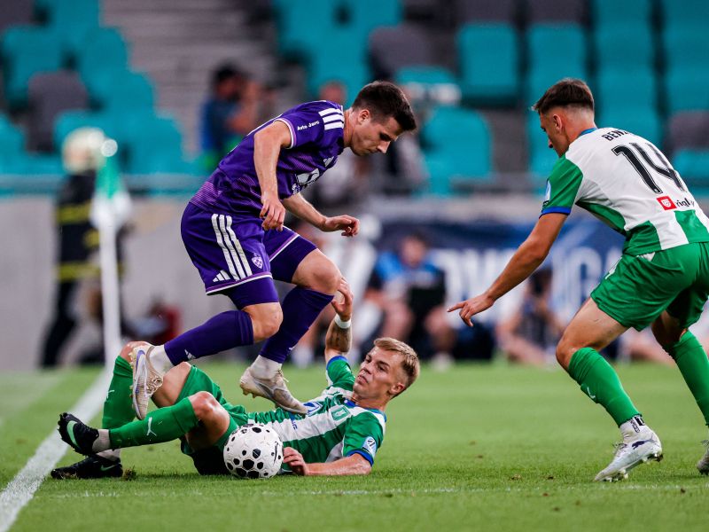 Olimpija boljša v prvem, Maribor v drugem polčasu, na koncu remi na derbiju