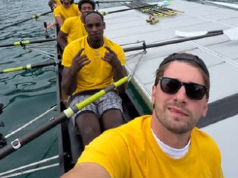 Lakers igrali basket sredi jezera; noro, kako in s čim, Dončić metal iz ...